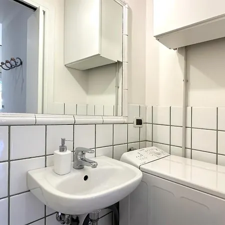 Int 6 - Marco By San Luca