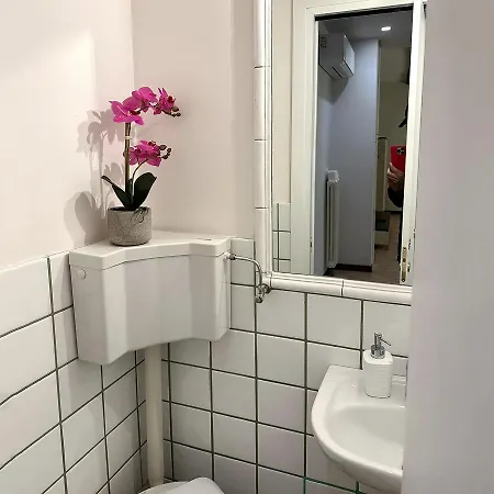 Int 6 - Marco Apartment Bologna