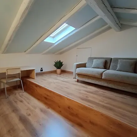 Int 6 - Marco By San Luca ボローニャ